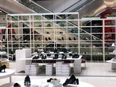 -云柏鞋业(十里堡店)