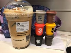 -瑞幸咖啡(东直门枢纽店)