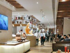 -雍和会海鲜姿造自助(湖东路店)