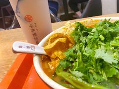 -螺小胖柳州螺蛳粉(钟楼总店)