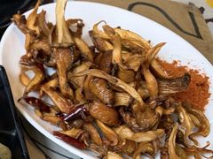 炸菌子-勺子米线·云南传统小吃市集(四方街店)