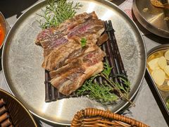 -草家酱蟹炭火烤肉店(珲春南路一店)