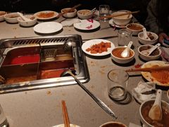 -海底捞火锅(宝龙广场夜宵主题店)