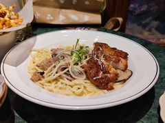 -秘密旅行Bonjour(黑金冠 江南西店)