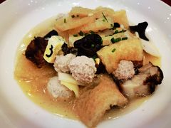 -侬佳蒸菜馆(听潮店)