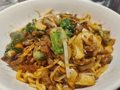 生爆牛肉面-寻裕记·现炒浇头面(人民广场店)