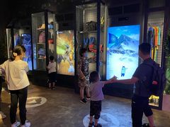 -珠海横琴国家地理探险家中心(创新方)