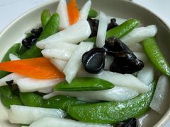 甜豆云耳炒山药-鹿港小镇(滨北店)