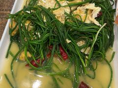 -老钟家烤羊排·敦伊阁清真餐厅胡羊焖饼