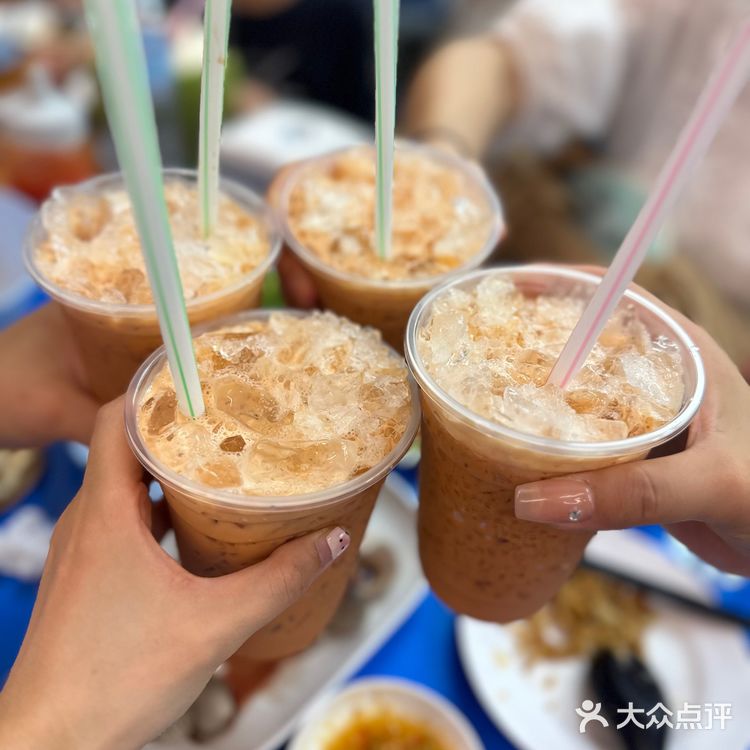 曼谷探店｜曼谷必吃连续六年获得🇹🇭米其林大奖的路边摊神店