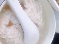 -点食坊莲花白米线