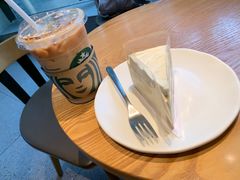 -星巴克(丽水青田临江东路店)