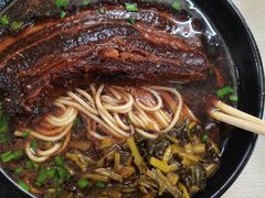 -小龙大肉面馆