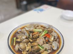 葱姜炒花蛤-鑫悦楼煎蟹·16年海鲜大排档