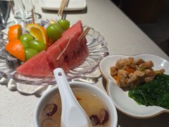 -海底捞火锅鲜切牛肉主题店(长寿路店)
