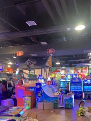 点击看大图 -卡通尼乐园(银泰店)