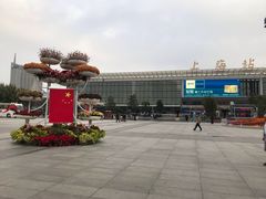 -上海站南广场-停车场