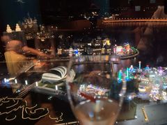 -大连君悦酒店 · VIVA(星海广场店)