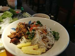 -大头虾越式风味餐厅(光明广场店)