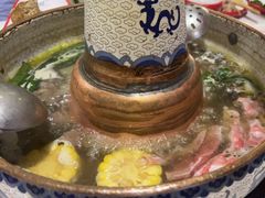 -毛辣果·贵州红酸汤牛肉火锅(西单店)