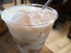 qq牛奶莲藕-五观堂素食(新华路店)
