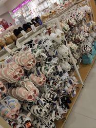 -孩子王童乐园(唐山万达广场店)