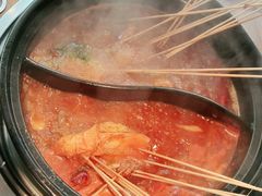 经典牛油鸳鸯锅-牛小嫩串串火锅(老国贸总店)