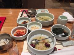 -萨拉伯尔水源素问店·韩国宫廷料理(人民路店)