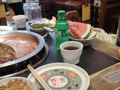 -沸炉重庆老火锅(军事博物馆店)