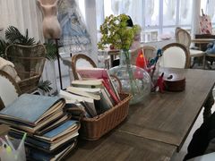 -共舞时光猫咖·狗咖(新街口店)
