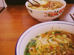 -矮子粉店1985·长沙米粉(湘春路店)