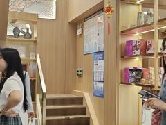 -霸王茶姬(南强街店)
