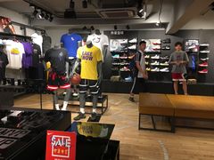 -NIKE品牌体验店(南京东路店)