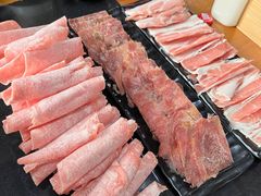 -果松木炭酸菜铜火锅·外婆参鸡汤