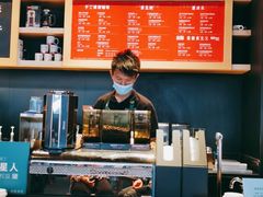 -星巴克(广州南站A18检票口楼上)