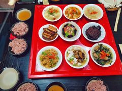 -蓝田九大碗民俗食府(蓝田店)