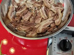 -老石黑山羊毛驴肉火锅(金凯广场店)