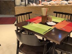 -华邑酒店·鲜艳全日自助餐厅