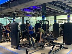 -派立斯游泳健身(狂野店)