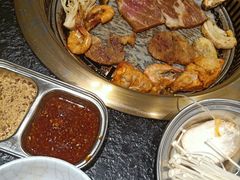 -烤路里·韩国品质自助烤肉(石路天虹4号店)