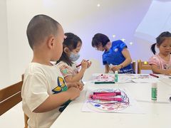 -乐融婴幼儿成长中心(四季青校区)