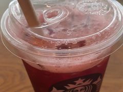 -星巴克(广州南站A18检票口楼上)