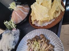 -马家斑.鲜鱼火锅(松湖万科店)