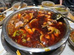-肖肖酸萝卜鱼火锅(总店)