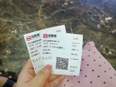 -武汉华夏国际影城(鲁广店)