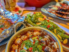 -街角等你.大连海鲜烧烤.经典铁板海鲜串(西安路店)