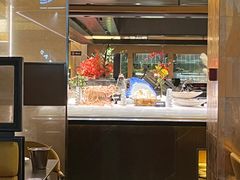 -钱小奴海鲜自助黑金店(杭州滨江龙湖店)