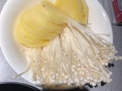 -炭亲炭火干锅(红谷滩莱蒙店)