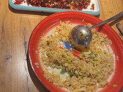 -先启半步颠小酒馆(虹桥龙湖天街店)