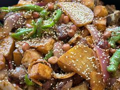 -老钟家烤羊排·敦伊阁清真餐厅胡羊焖饼